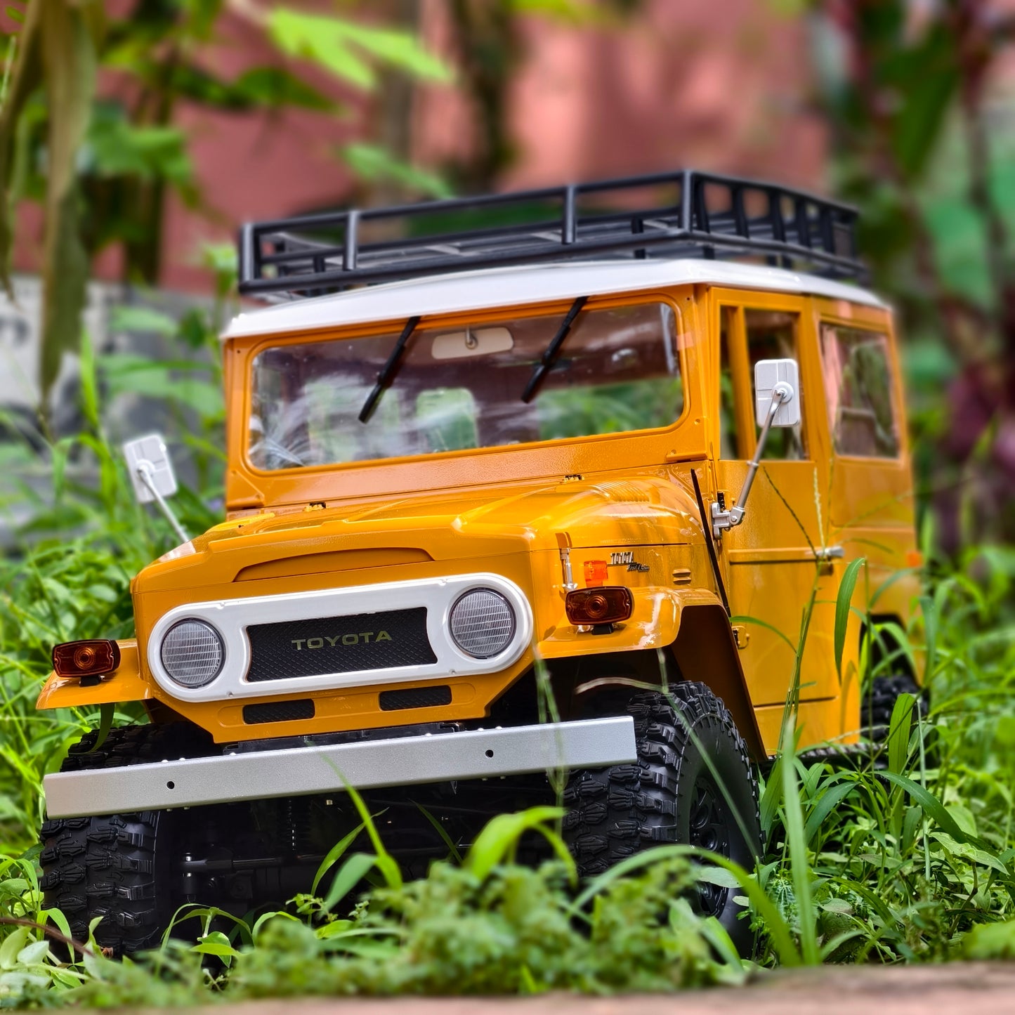 FMS 1/10 Toyota FJ40 – Licensed Classic Scale RC Crawler
