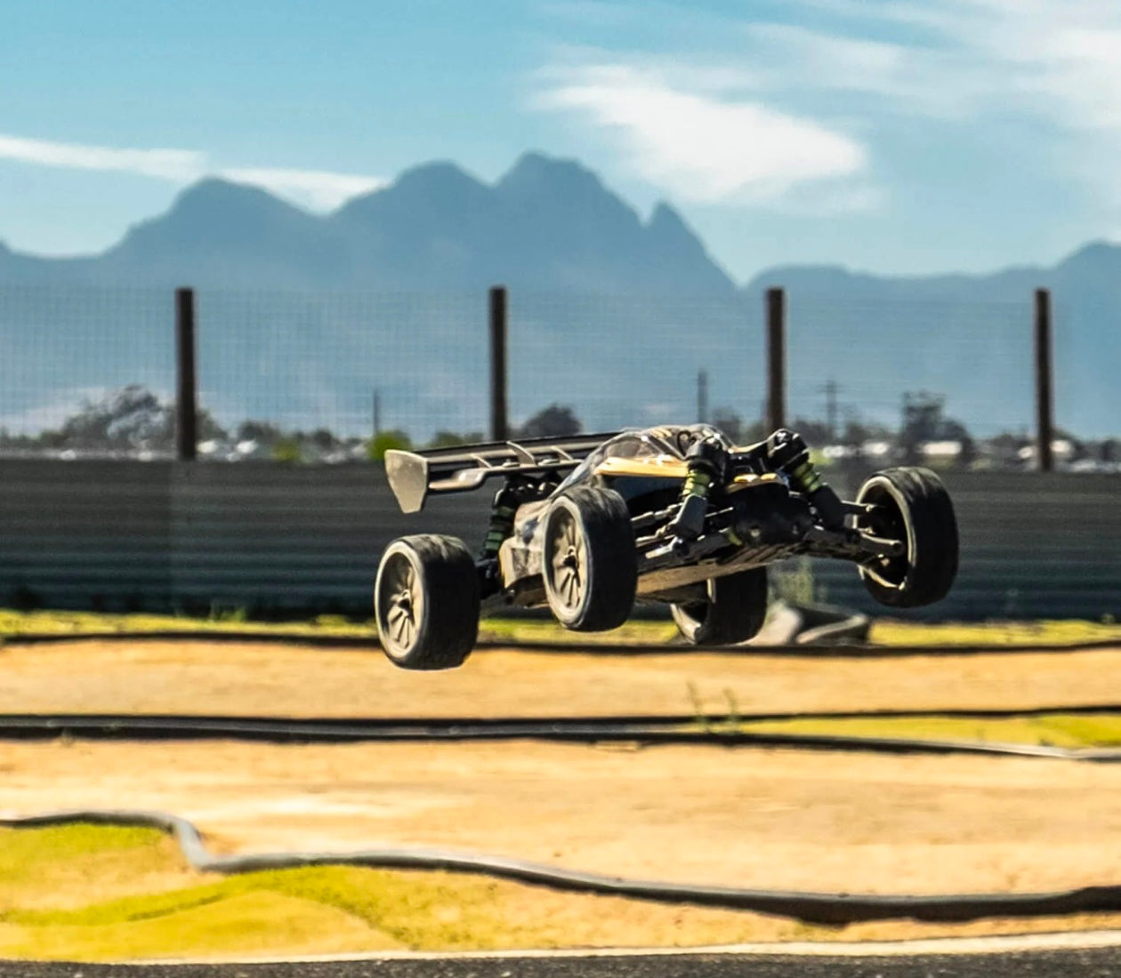 Rlaarlo Storm Breaker 1/10 Carbon Fiber Brushless RTR 4WD Buggy | SBK10